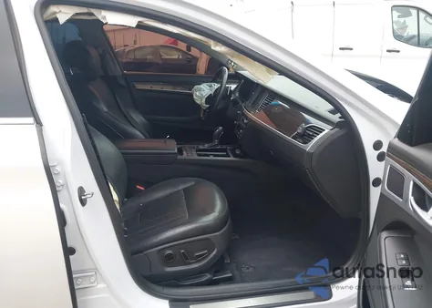 2016 Hyundai Genesis 3.8 z USA, uszkodzony, nr VIN KMHGN4JE7GU120426